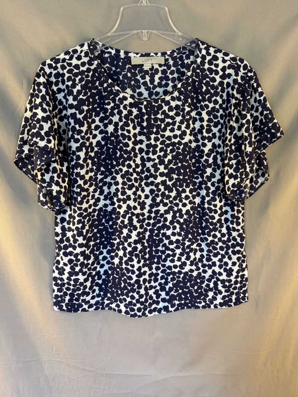 LOFT Short Sleeve Blouse, White with Black pattern - Size XS (Nw/oT)
